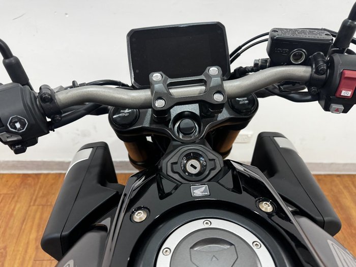 2025 Honda CB650RAC Black