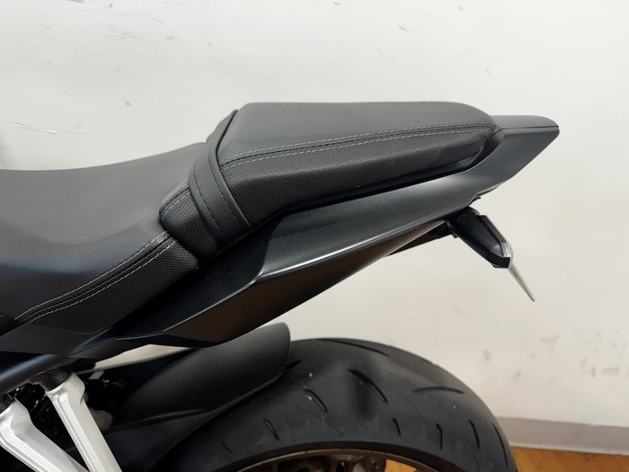 2025 Honda CB650RAC Black