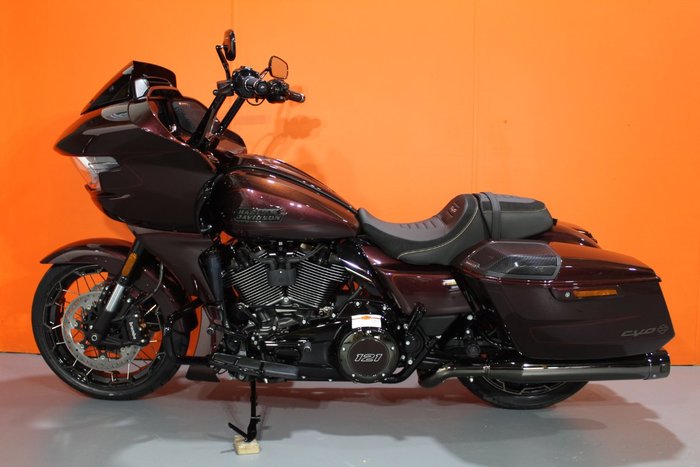 2024 HARLEY-DAVIDSON FLTRXSE CVO ROAD GLIDE (121)