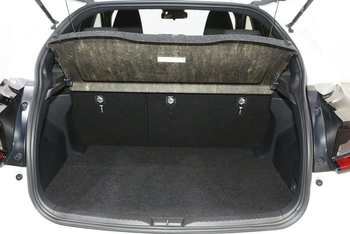 2024 Toyota Yaris Ascent Sport