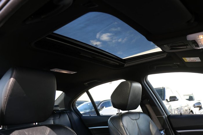 2018 BMW 3 Series 330i M Sport