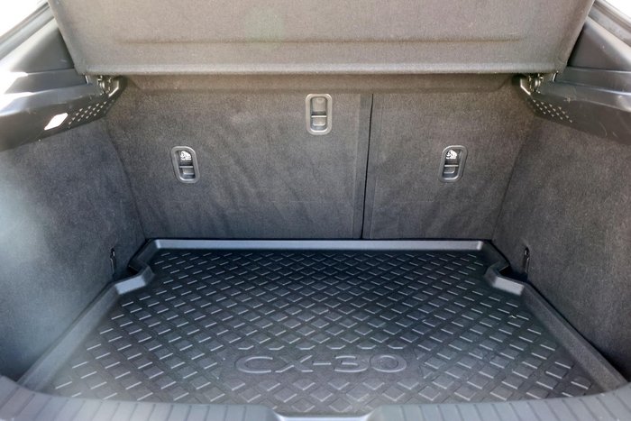 2022 Mazda CX-30 G20 Evolve