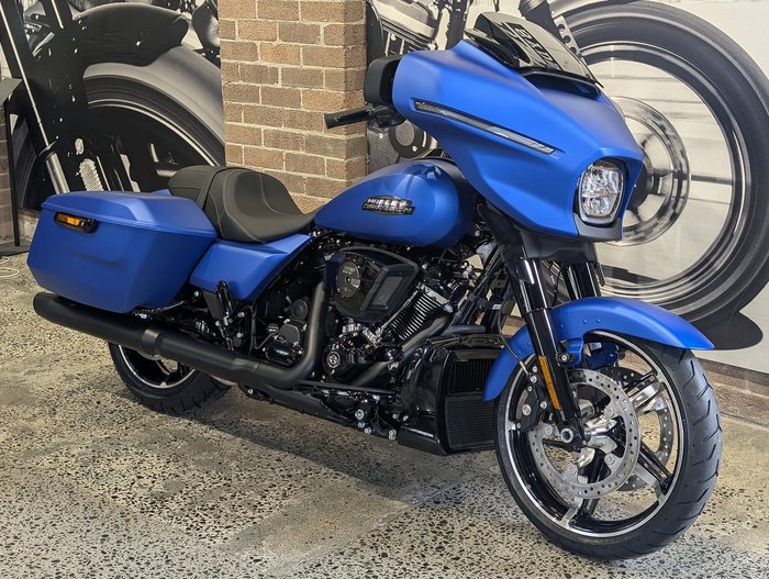 2026 Harley-Davidson Street Glide 117 (FLHX) Touring Blue