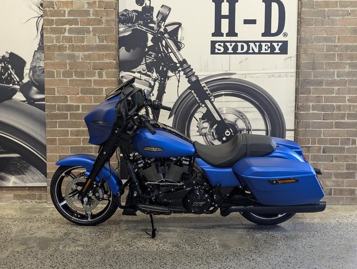 2026 Harley-Davidson Street Glide 117 (FLHX) Touring Blue