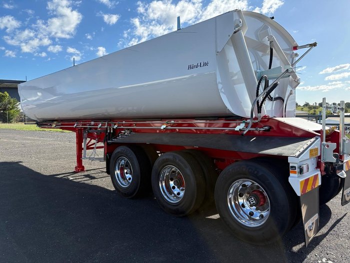 2026 Roadwest Side Tipper