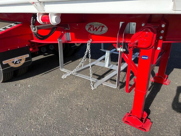 2026 Roadwest Side Tipper