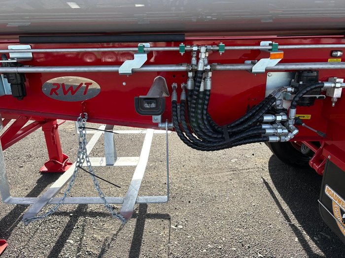 2026 Roadwest Side Tipper