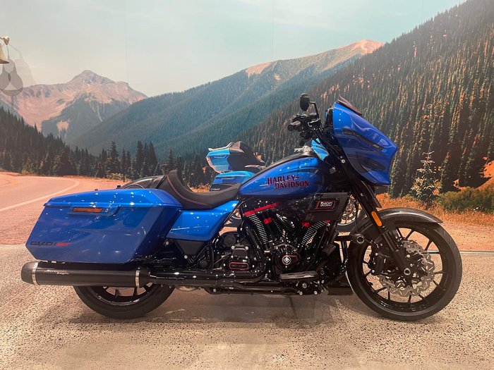 Harley-Davidson CVO Street Glide ST 121 (FLHXSTSE) Touring