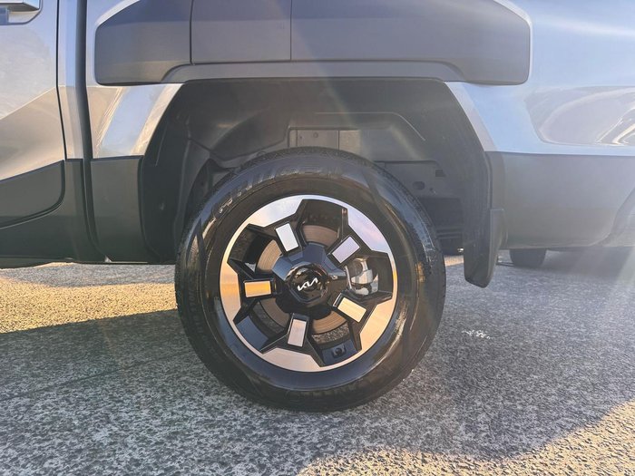 2025 Kia Tasman SX+