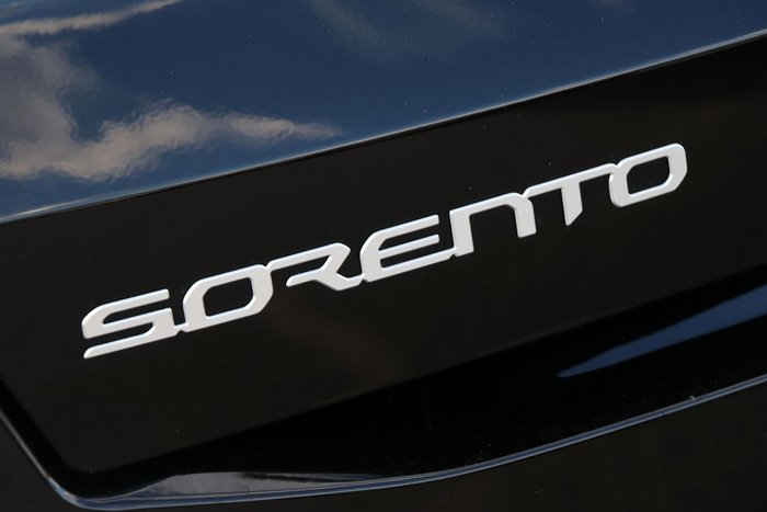 2024 Kia Sorento Sport