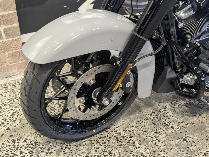 2025 Harley-Davidson Road King Special 114 (FLHRXS) Touring