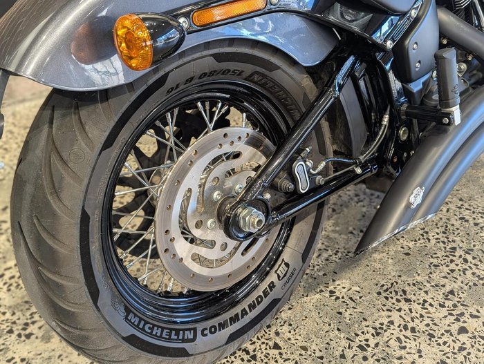 2018 Harley-Davidson Street Bob 107 (FXBB) Softail Grey