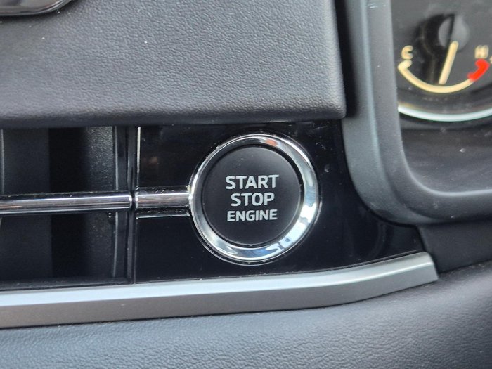 2022 Mitsubishi Outlander LS