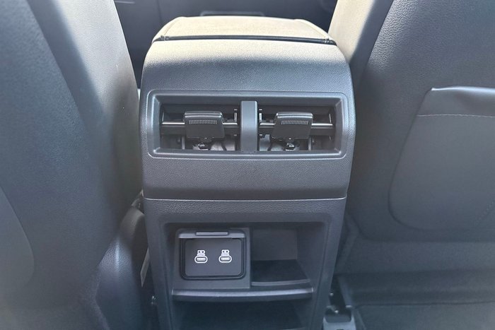 2026 KGM Musso EV AWD