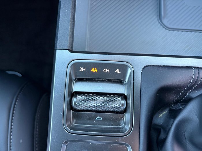 2025 Kia Tasman SX+
