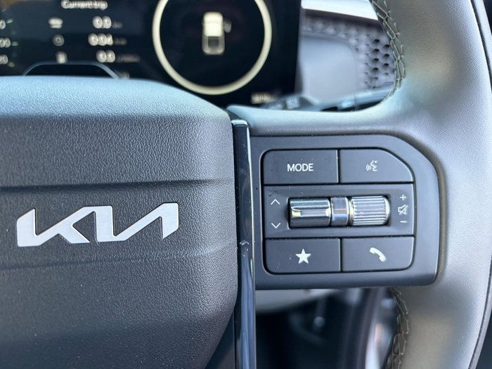 2025 Kia Tasman SX+