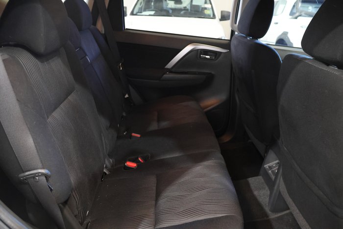 2021 Mitsubishi Pajero Sport GLS