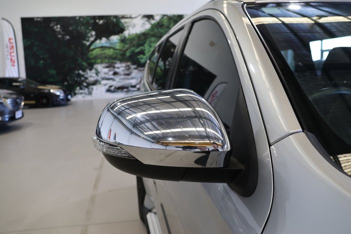 2021 Mitsubishi Pajero Sport GLS