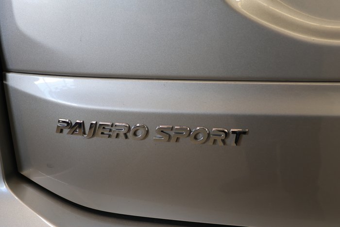 2021 Mitsubishi Pajero Sport GLS