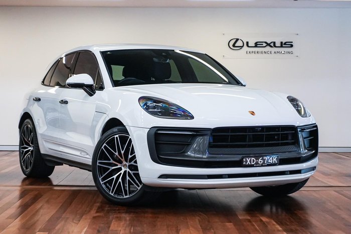 2023 Porsche Macan