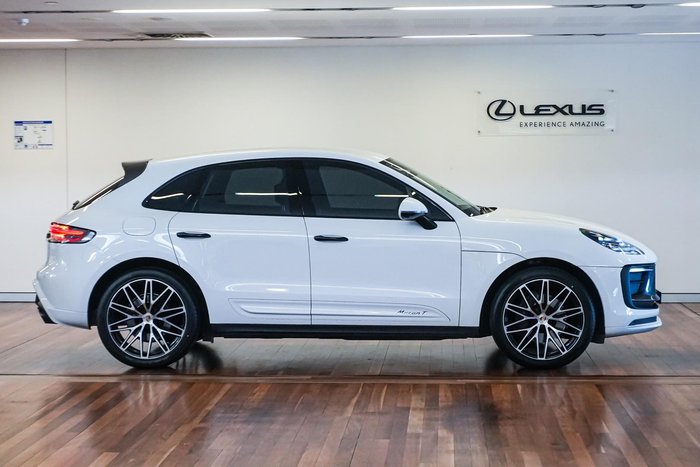 2023 Porsche Macan T