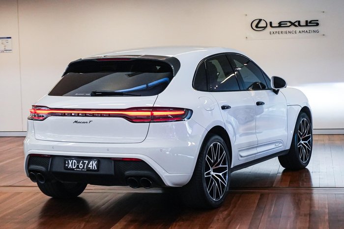 2023 Porsche Macan T