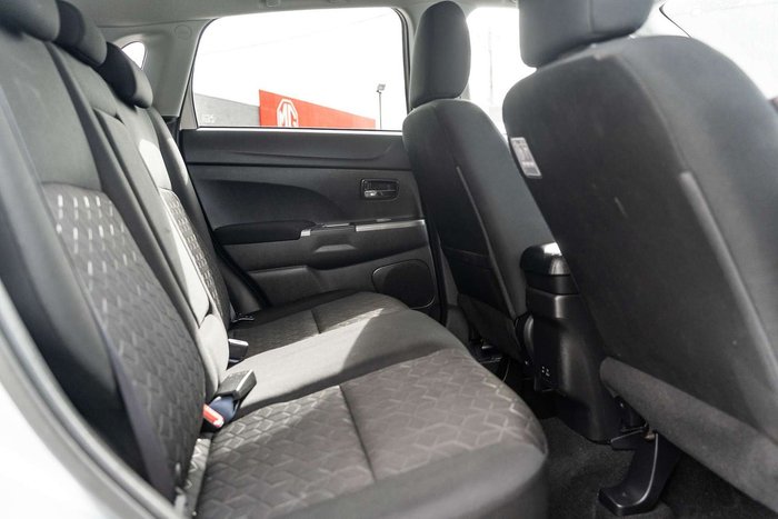 2024 Mitsubishi ASX LS