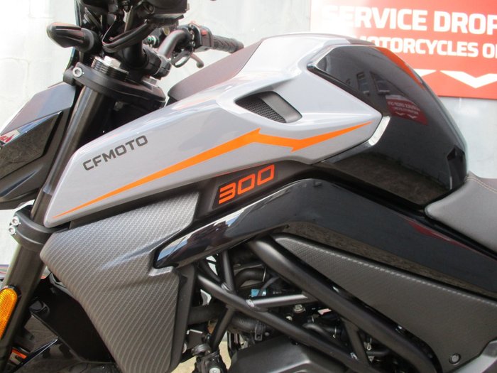 2022 CFMOTO 300 NK ABS GREY