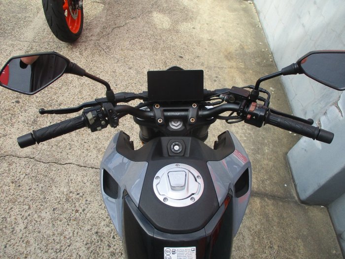 2022 CFMOTO 300 NK ABS GREY