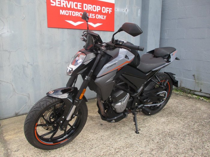 2022 CFMOTO 300 NK ABS GREY