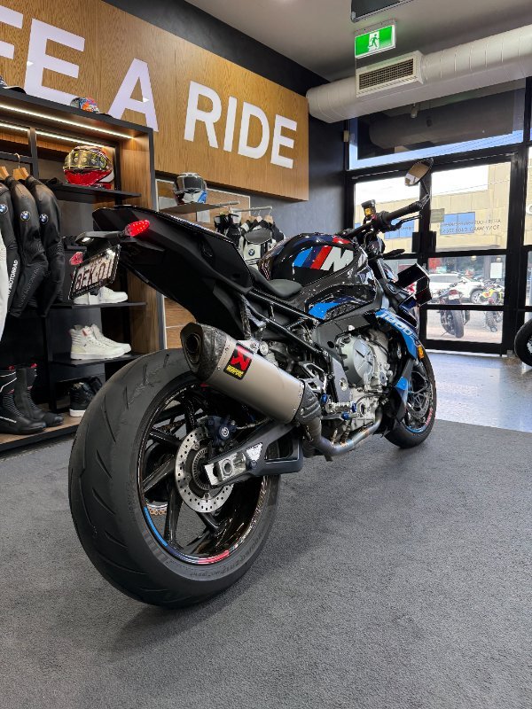 2023 BMW Motorrad M 1000 R BLACKST.M./M MOTORSPORT