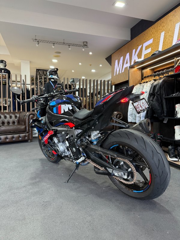 2023 BMW Motorrad M 1000 R BLACKST.M./M MOTORSPORT