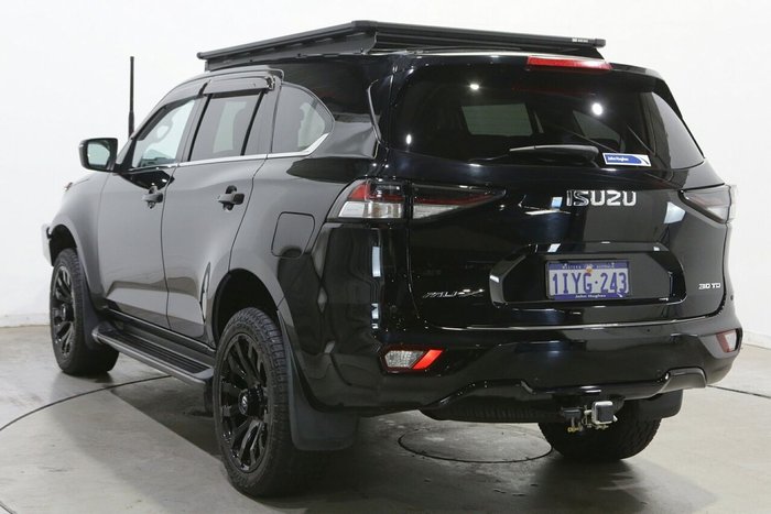 2021 Isuzu MU-X LS-T