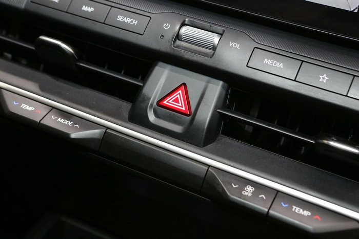 2025 Kia K4 Sport