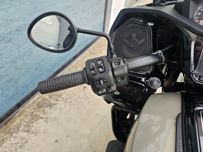 2022 INDIAN PURSUIT DARK HORSE PREMIUM GREY