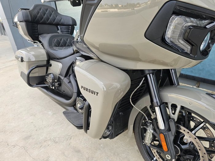 2022 INDIAN PURSUIT DARK HORSE PREMIUM GREY