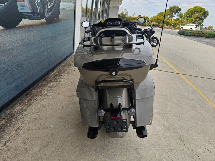 2022 INDIAN PURSUIT DARK HORSE PREMIUM GREY