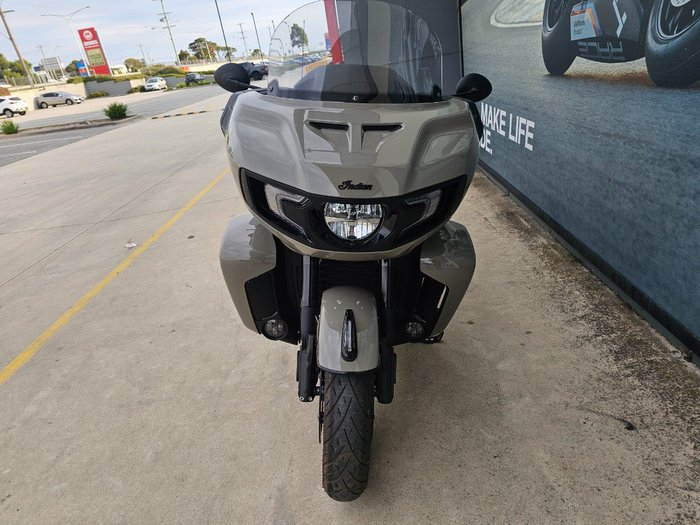 2022 INDIAN PURSUIT DARK HORSE PREMIUM GREY