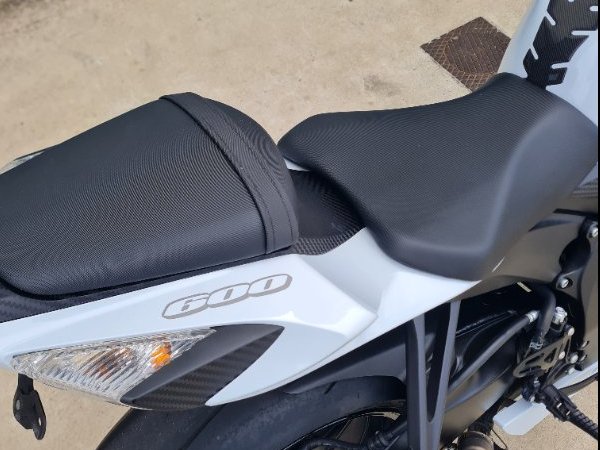 2015 Suzuki GSX-R600 White