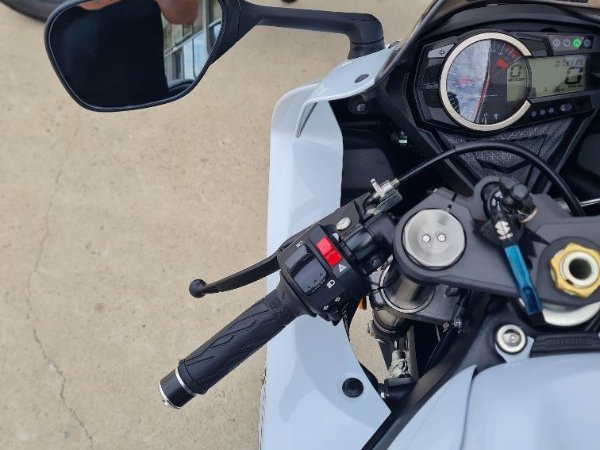 2015 Suzuki GSX-R600 White