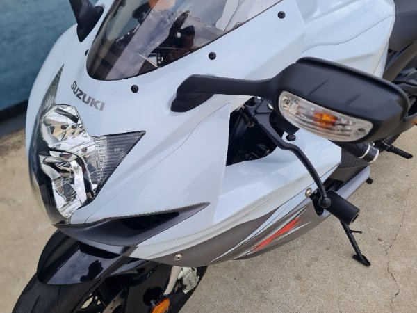 2015 Suzuki GSX-R600 White