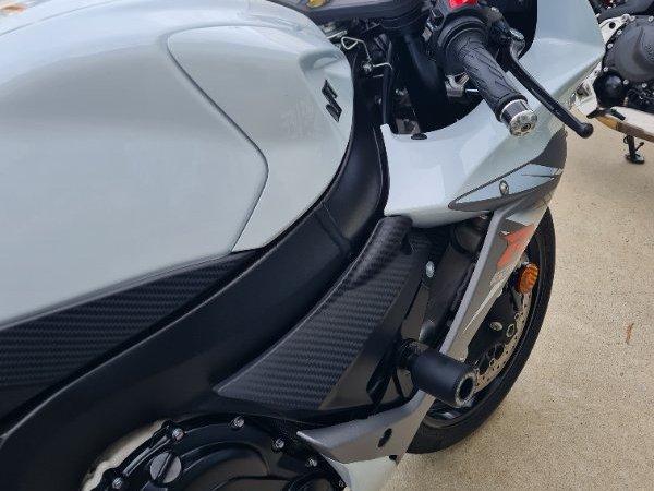 2015 Suzuki GSX-R600 White