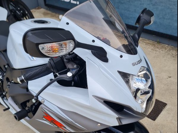 2015 Suzuki GSX-R600 White