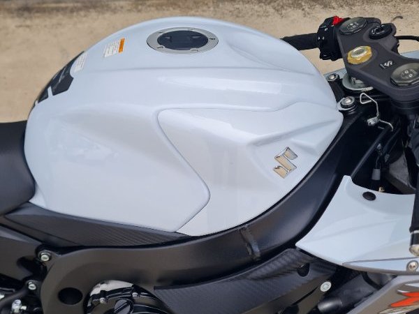 2015 Suzuki GSX-R600 White