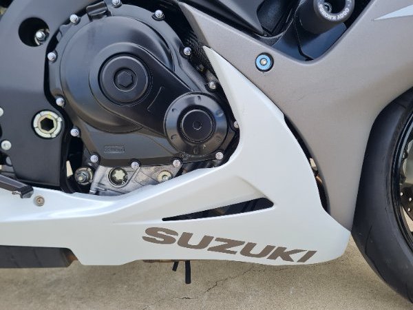2015 Suzuki GSX-R600 White