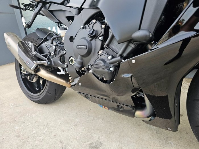 2023 Yamaha YZF-R1 Black