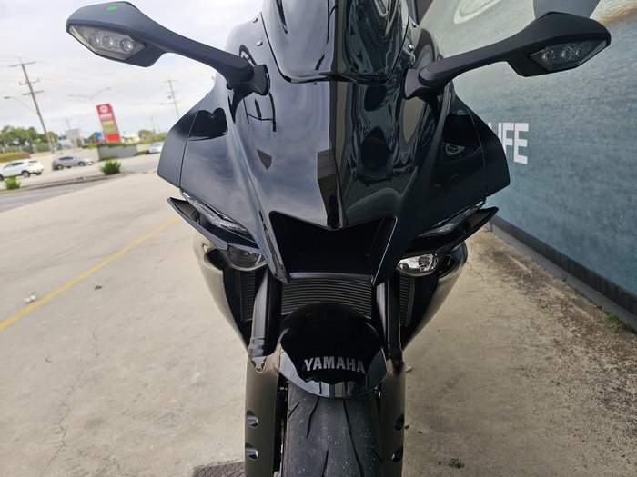 2023 Yamaha YZF-R1 Black