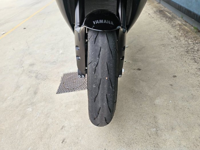 2023 Yamaha YZF-R1 Black