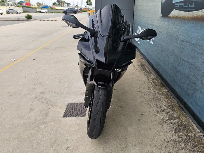 2023 Yamaha YZF-R1 Black
