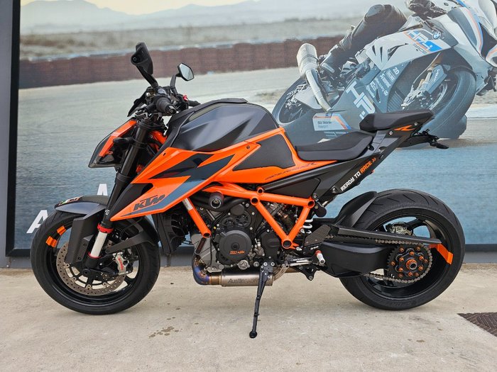 2020 Ktm 1290 SUPER DUKE R Orange